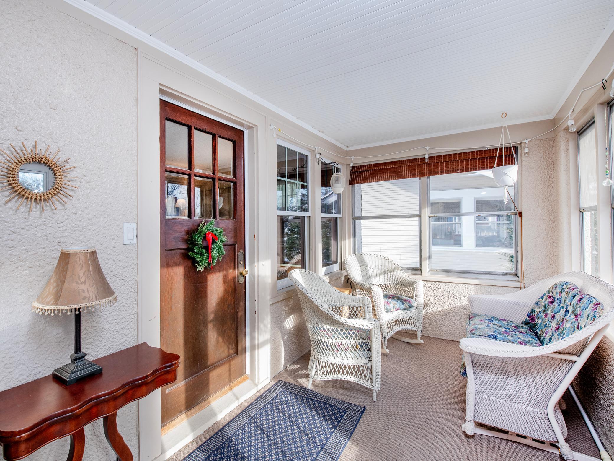 1591 Berkeley Avenue St. Paul, MN 55105 - Photo 16 of 40