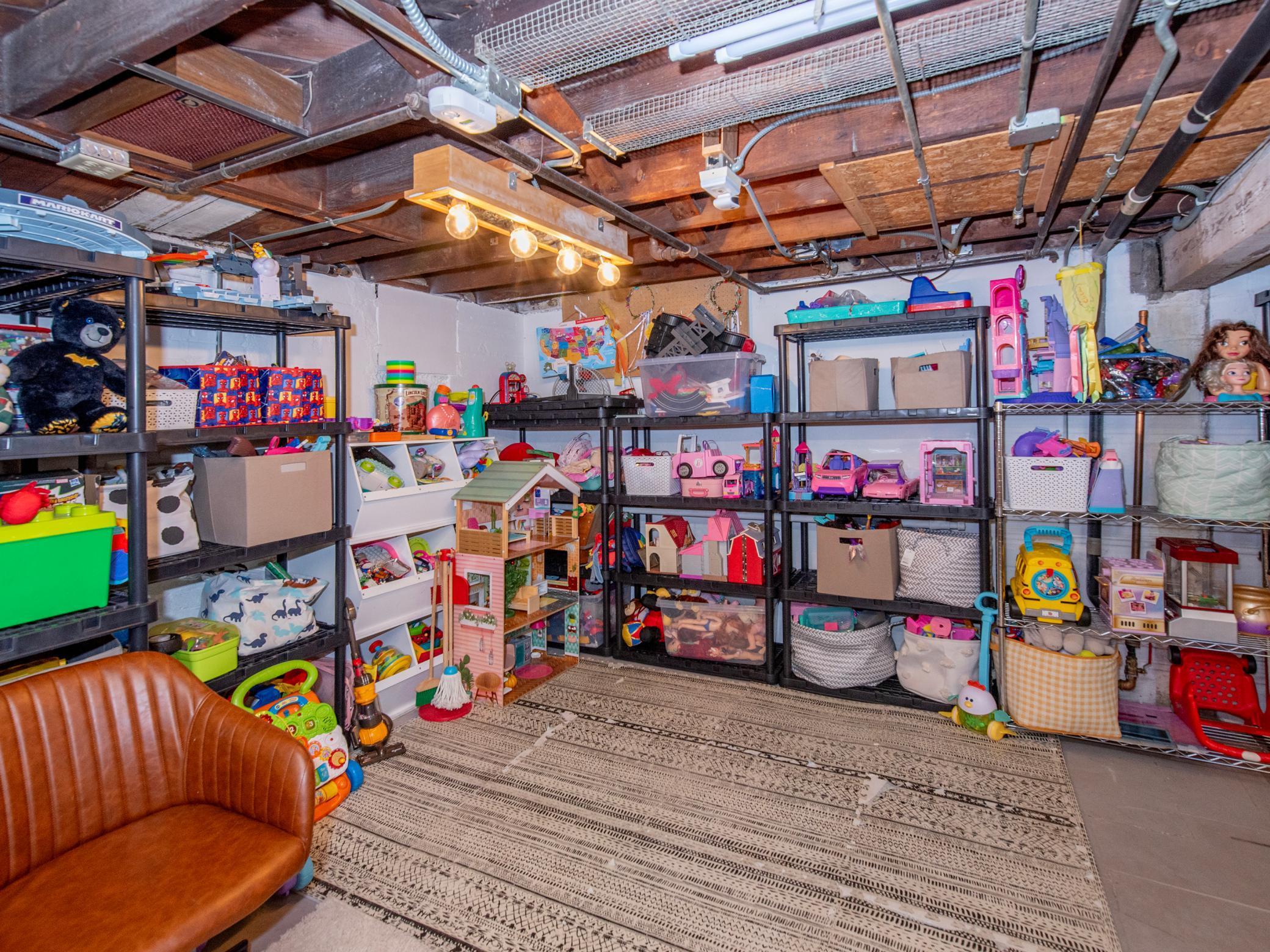 1591 Berkeley Avenue St. Paul, MN 55105 - Photo 24 of 40