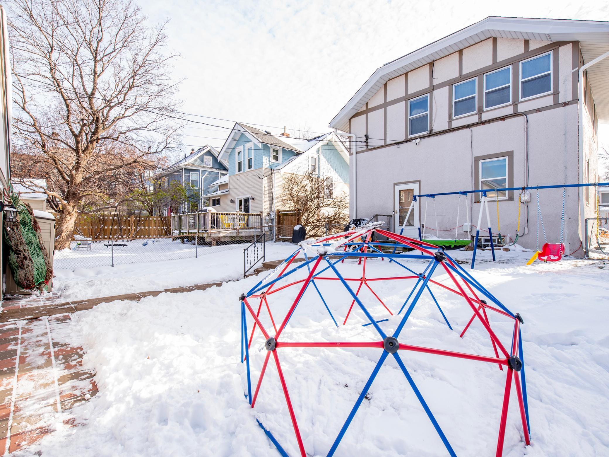 1591 Berkeley Avenue St. Paul, MN 55105 - Photo 6 of 40