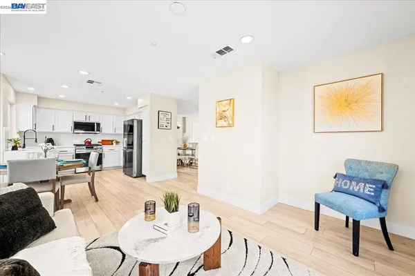 $1,099,950 | 4630 Central Parkway, Dublin, CA 94568