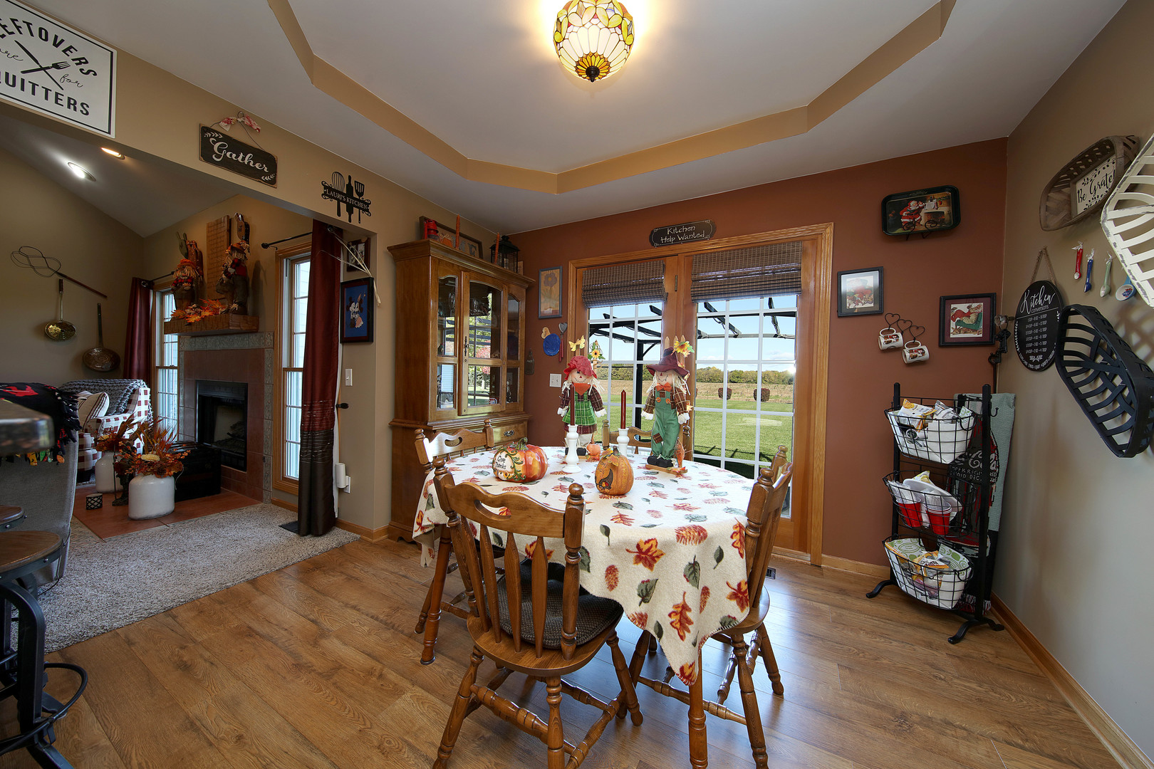 700 East Southmor Road Morris, IL 60450 - Photo 7 of 22 a view of a dining room with furniture and wooden floor