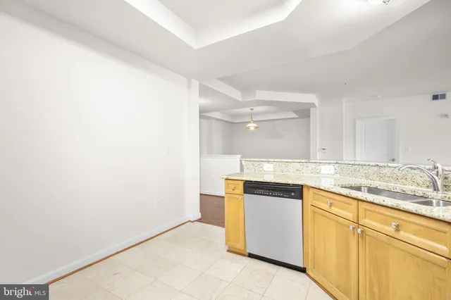 $399,999 | 485 Harbor Side Street, Unit 405, Woodbridge, VA 22191