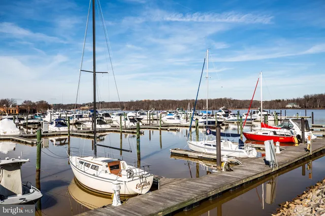 $399,999 | 485 Harbor Side Street, Unit 405, Woodbridge, VA 22191