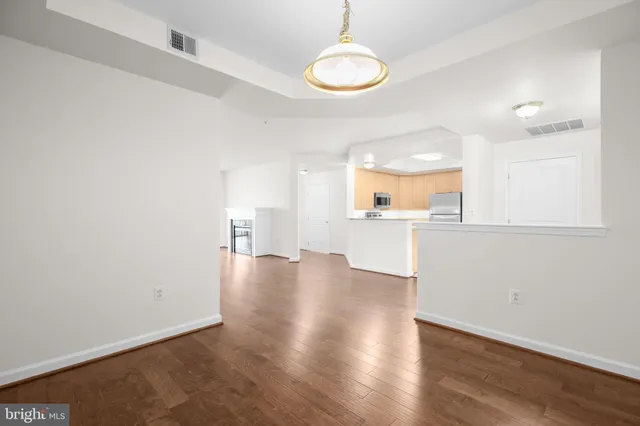 $399,999 | 485 Harbor Side Street, Unit 405, Woodbridge, VA 22191