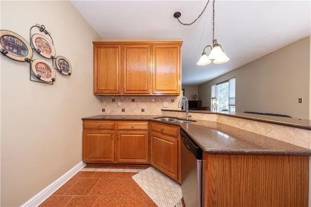 $465,000 | 403 St James Court, Cranberry Township, PA 16066