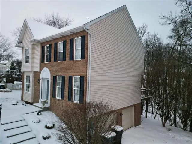 $465,000 | 403 St James Court, Cranberry Township, PA 16066