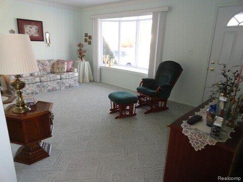 532 Rewold Drive Rochester, MI 48307 - Photo 5 of 25 DSC02594.jpg