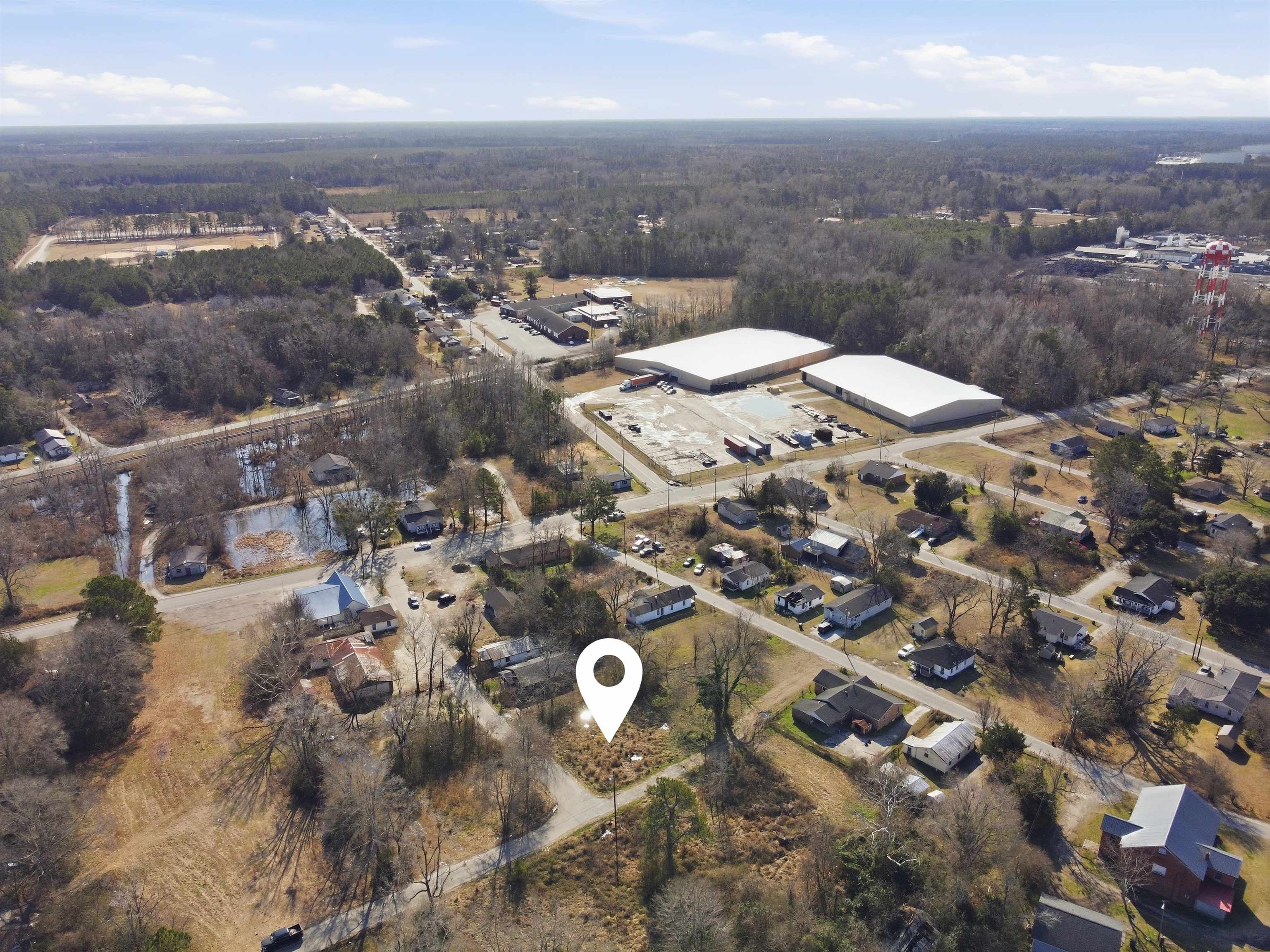 421 McClam Street Lake City, SC 29560 - Photo 2 of 3