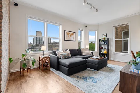 $525,000 | 2638 North Orchard Street, Unit 4F, Chicago, IL 60614