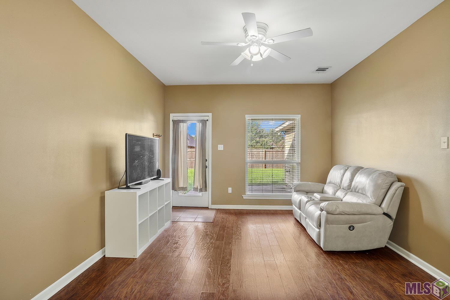 9401 Lockhart Road Denham Springs, LA 70726 - Photo 4 of 14 Gallery Image 4