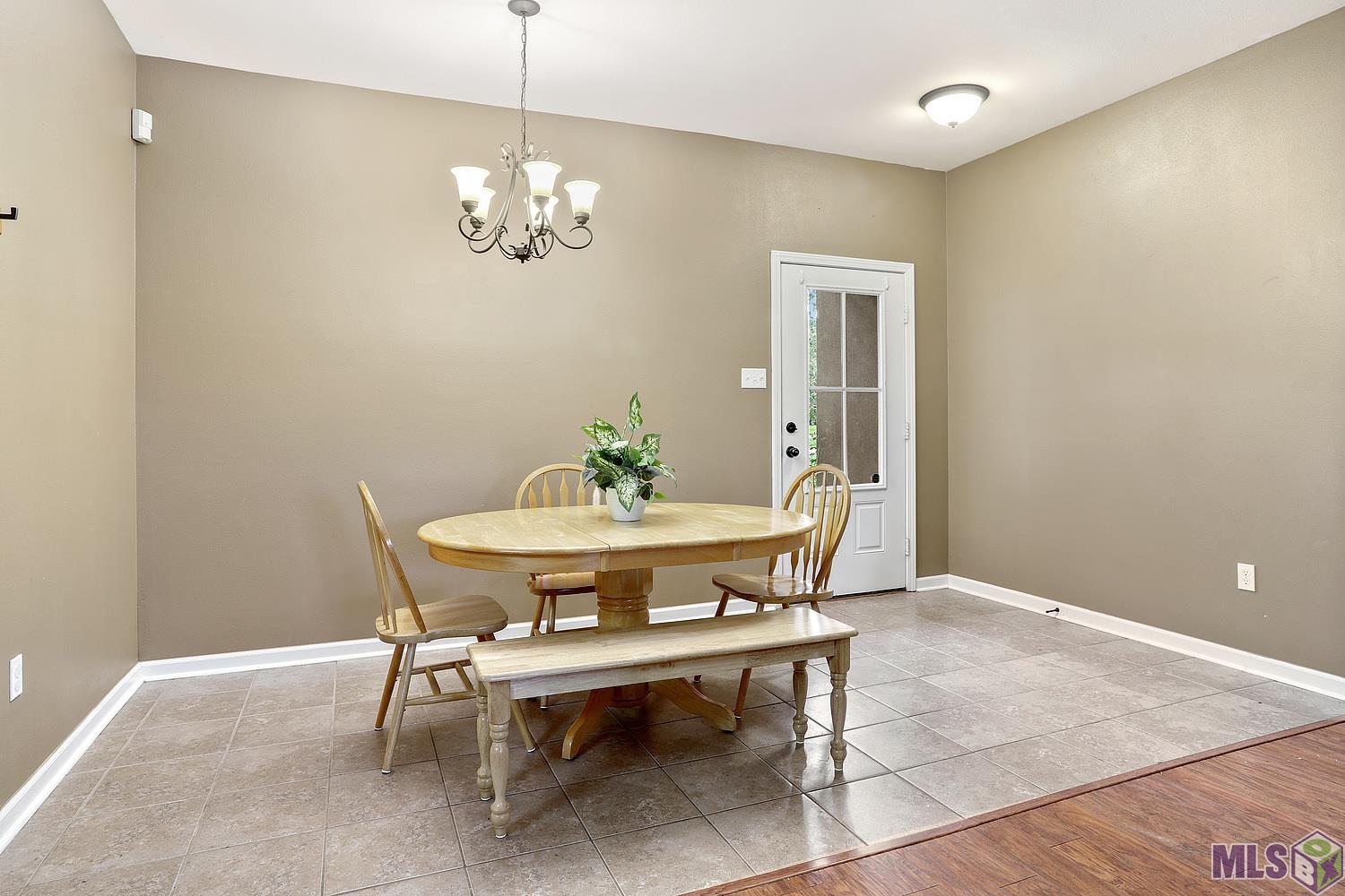 9401 Lockhart Road Denham Springs, LA 70726 - Photo 7 of 14 Gallery Image 7
