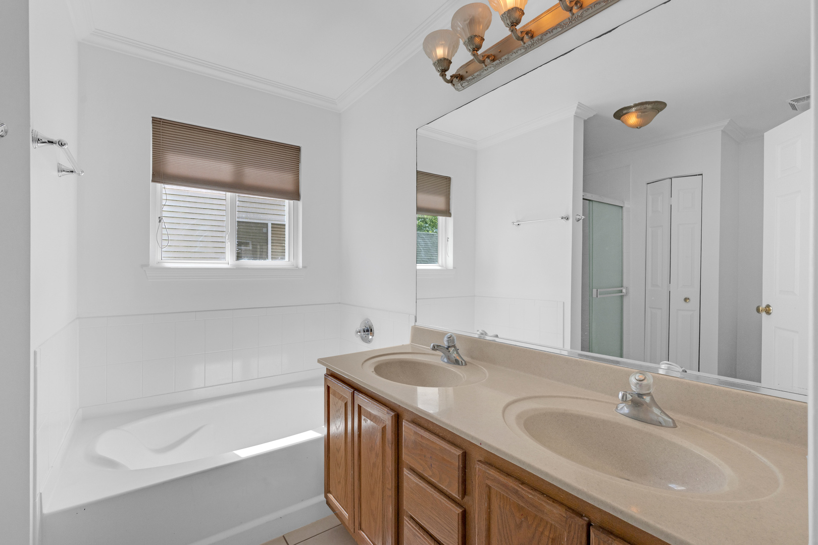 25880 Brooks Farm Road Round Lake, IL 60073 - Photo 18 of 36