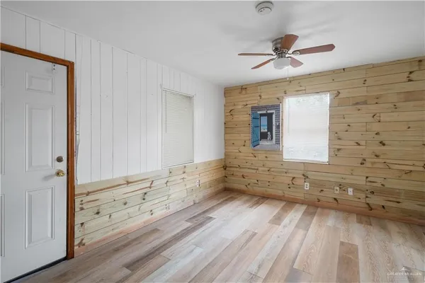 $129,000 | 733 North Esperanza Street, Pharr, TX 78577