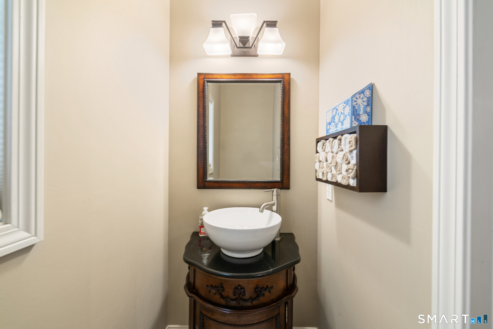 23 Mountain Pond Road Southington, CT 06489 - Photo 10 of 39 a bathroom with a toilet and a mirror