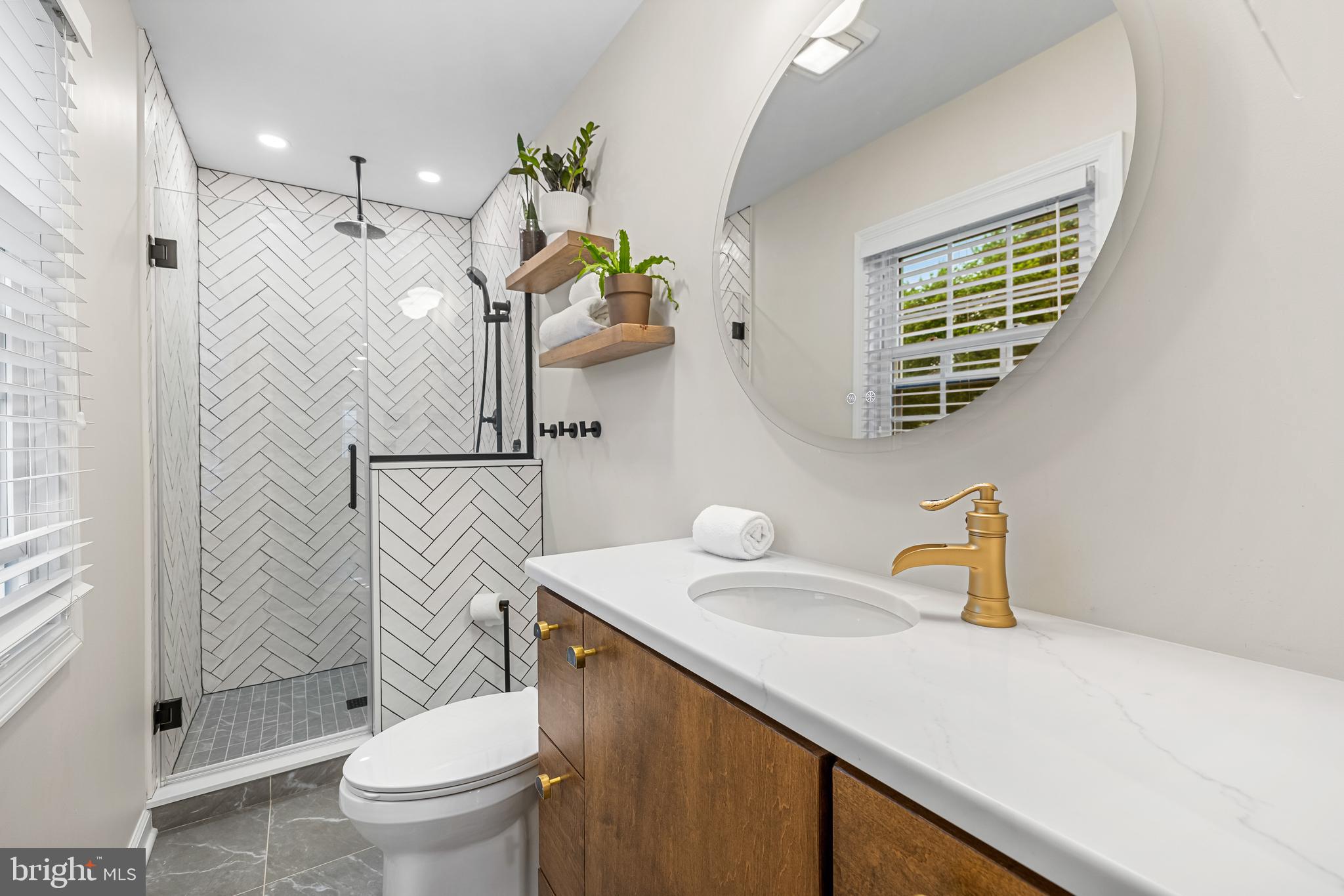 627 Piccadilly Road Towson, MD 21204 - Photo 25 of 45 Primary Bath