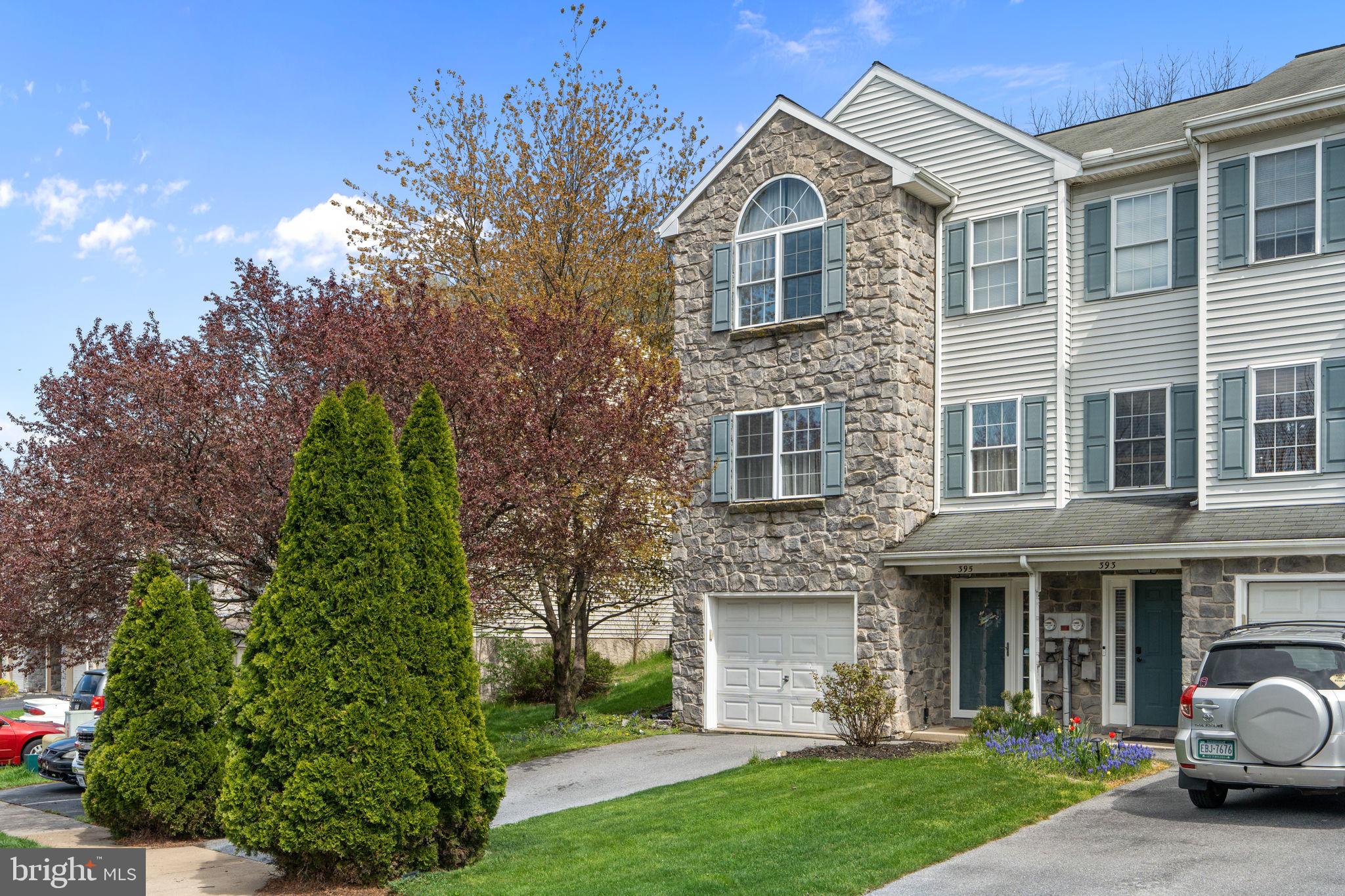 395 Crosswinds Drive Lititz, PA 17543 - Photo 2 of 24 Gallery Image 2