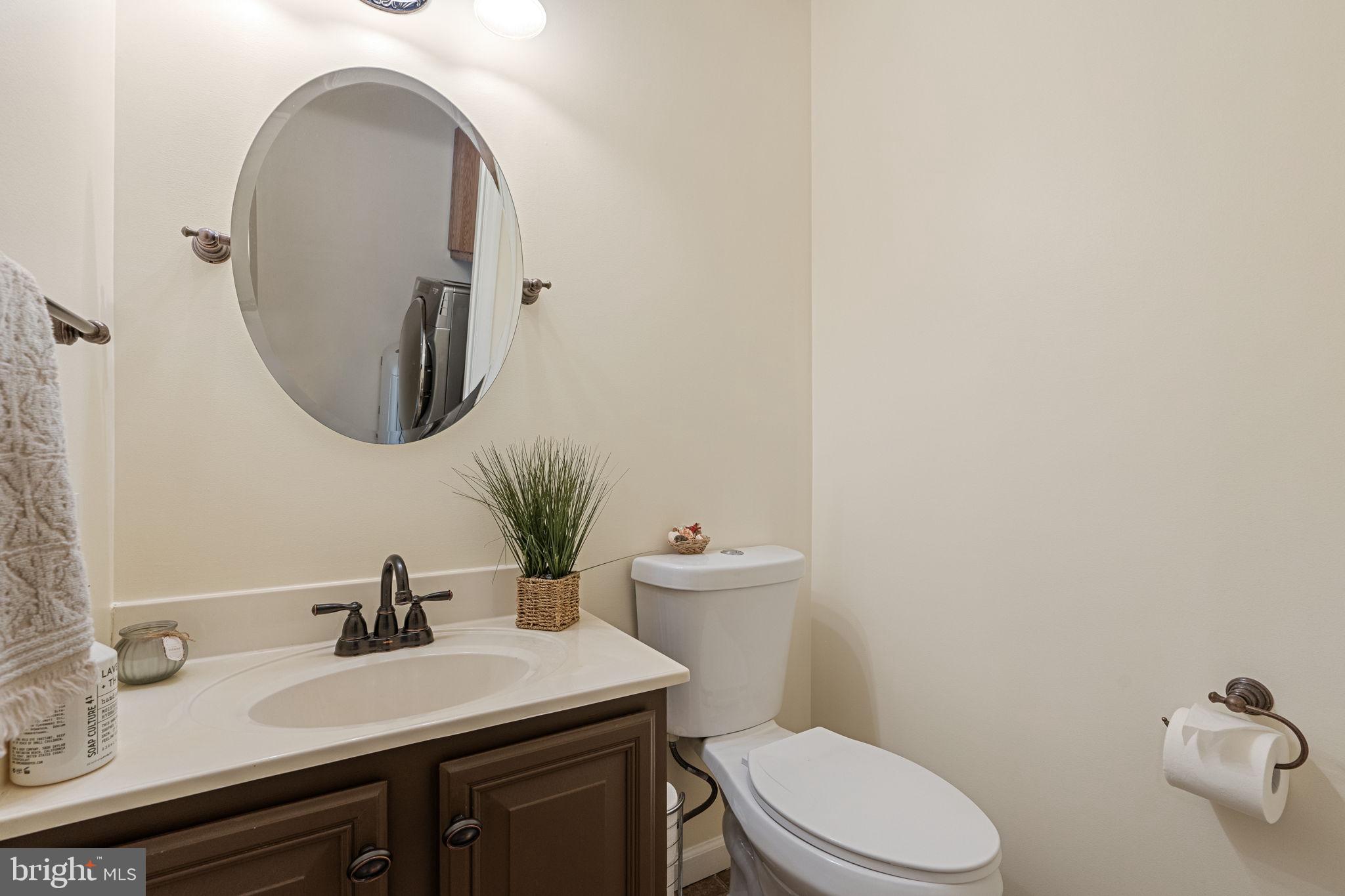395 Crosswinds Drive Lititz, PA 17543 - Photo 7 of 24 Gallery Image 7