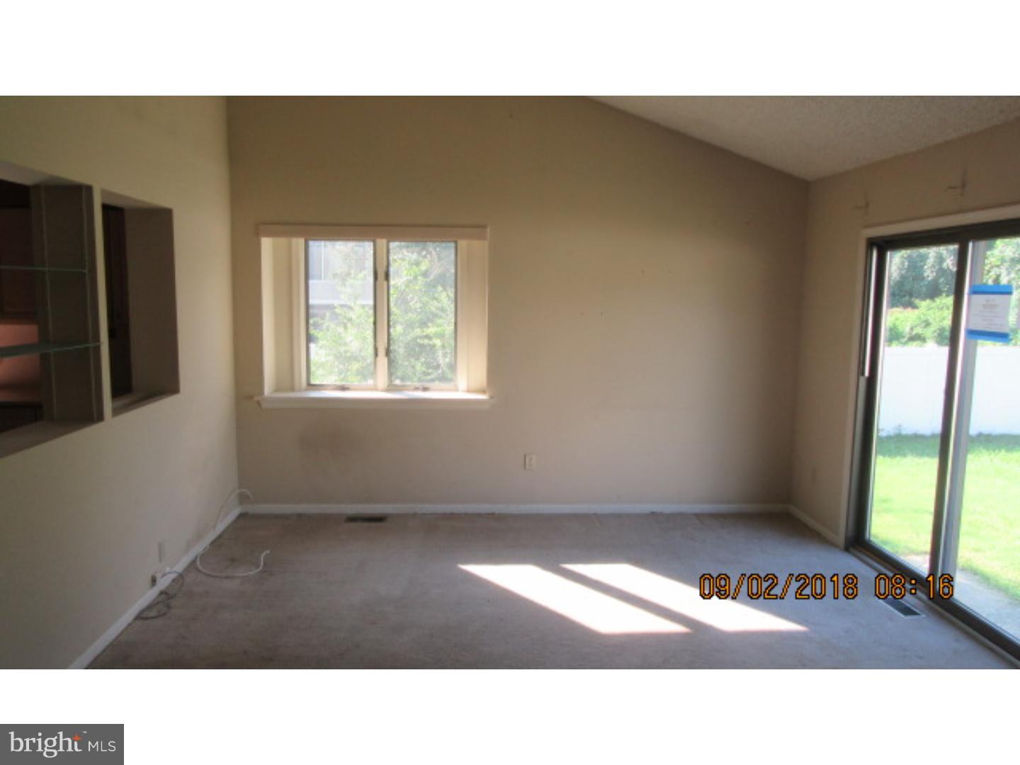 58 Wayside Road Berlin, NJ 08009 - Photo 4 of 13 Dining Room