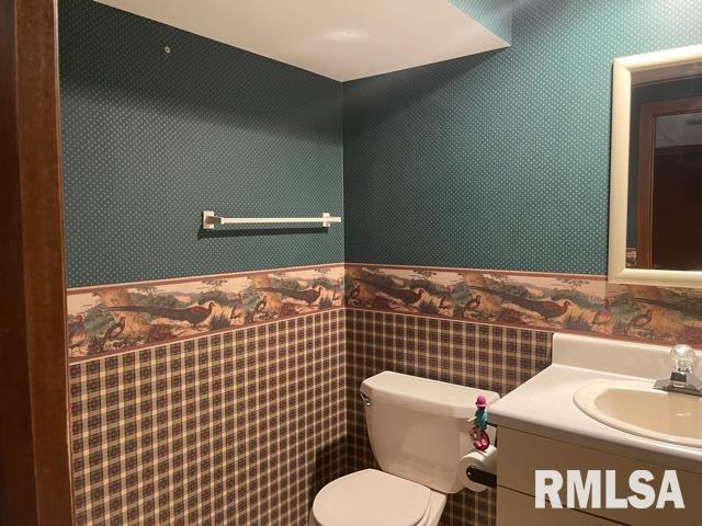 8814 Ridgewood Road Rock Island, IL 61201 - Photo 24 of 41