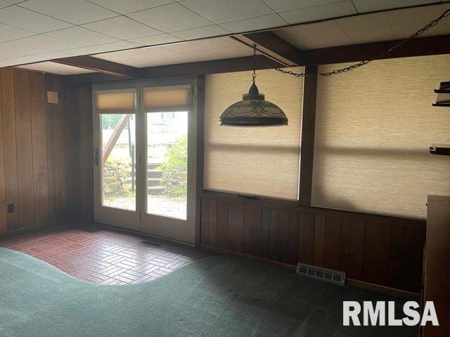 8814 Ridgewood Road Rock Island, IL 61201 - Photo 27 of 41
