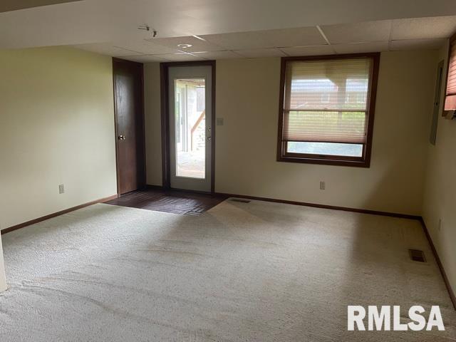 8814 Ridgewood Road Rock Island, IL 61201 - Photo 29 of 41