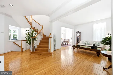$1,295,000 | 308 Barnside Place, Rockville, MD 20850