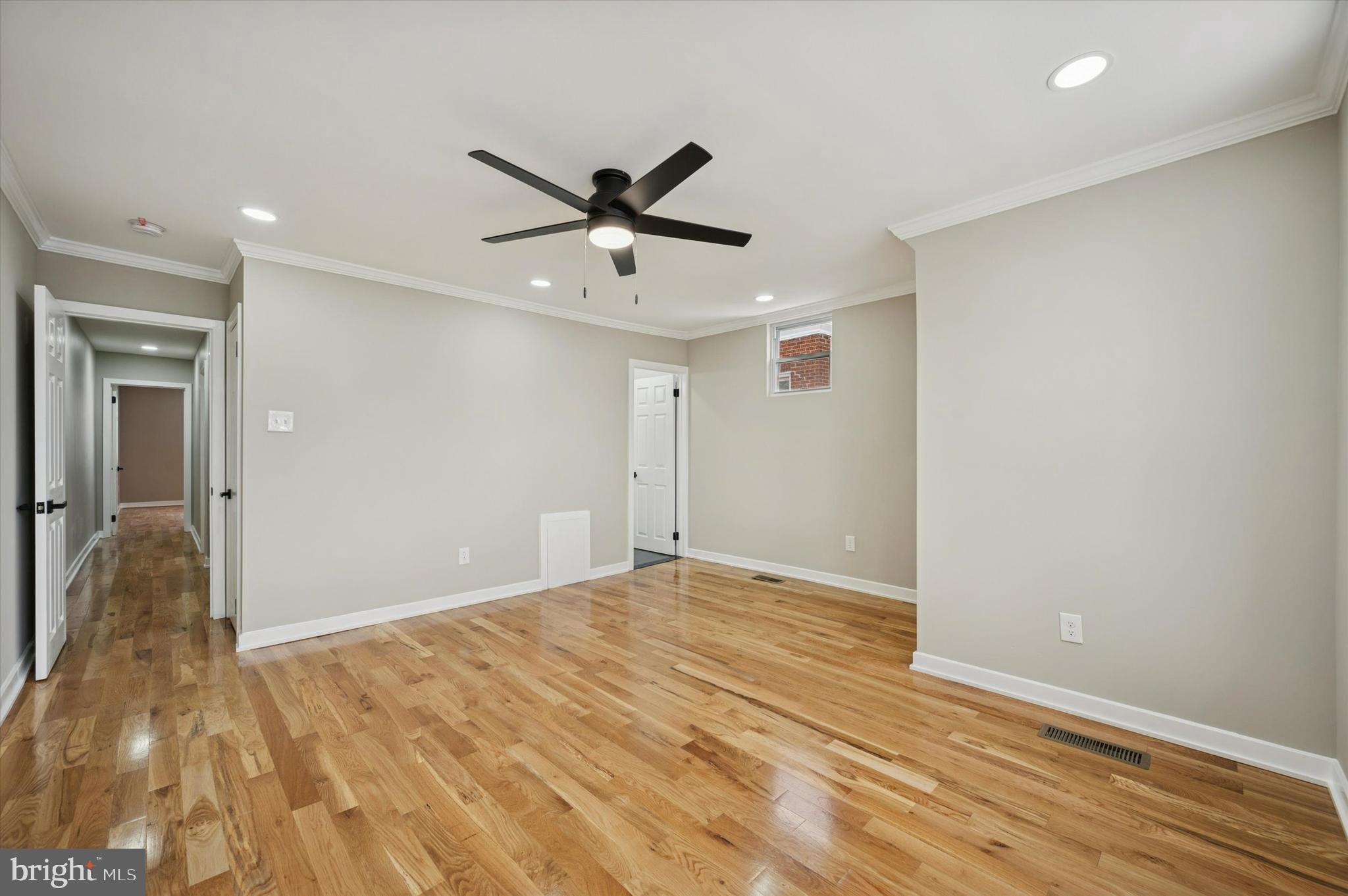 6866 North 19th Street Philadelphia, PA 19126 - Photo 18 of 28 a view of empty room with wooden floor
