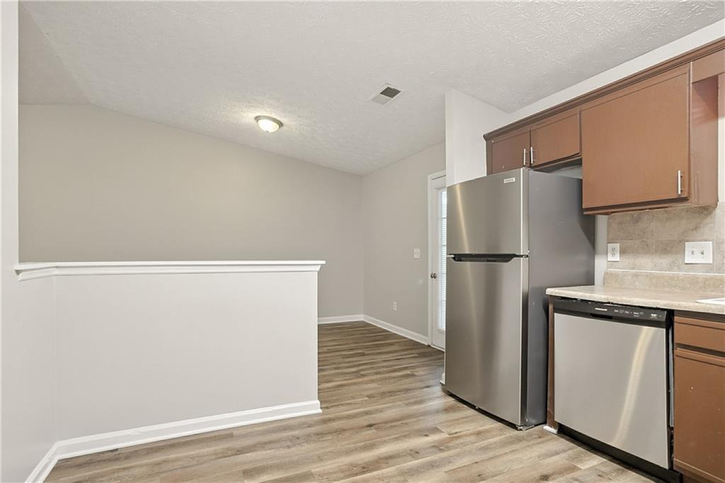 1104 To Lani Farm Road Stone Mountain, GA 30083 - Photo 13 of 40