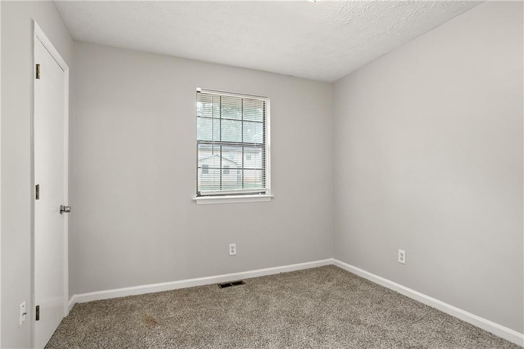 1104 To Lani Farm Road Stone Mountain, GA 30083 - Photo 17 of 40