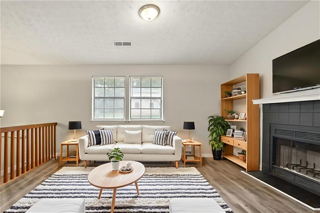 1104 To Lani Farm Road Stone Mountain, GA 30083 - Photo 5 of 40