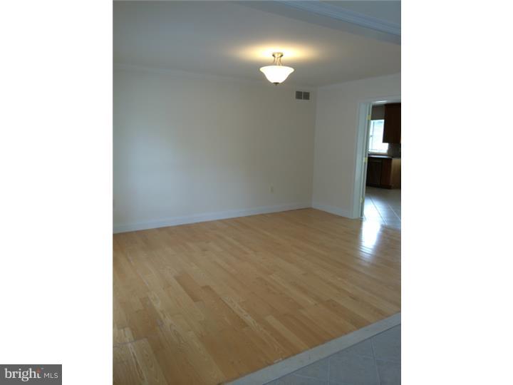 364 Ganttown Road Sewell, NJ 08080 - Photo 4 of 24 Dining Room