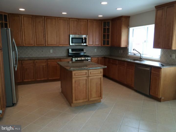 364 Ganttown Road Sewell, NJ 08080 - Photo 6 of 24 Kitchen