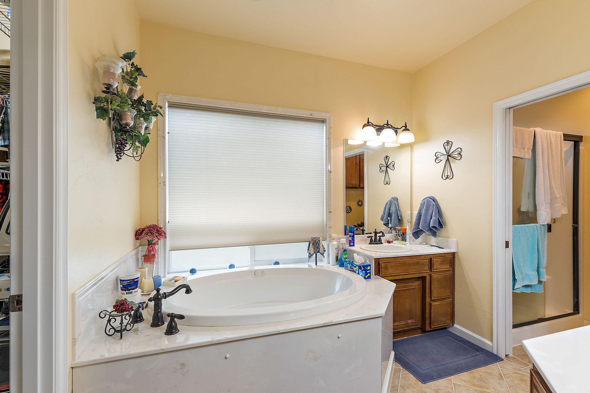 1028 Buck Point Street Central Point, OR 97502 - Photo 28 of 40
