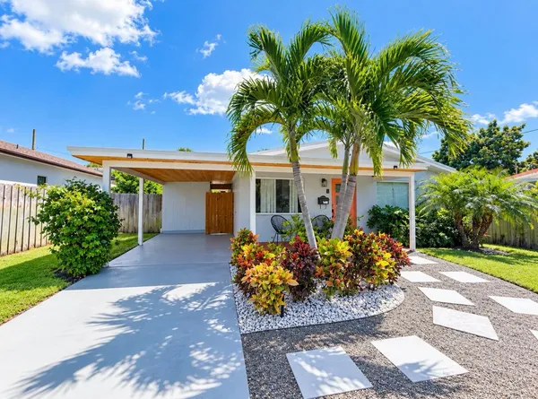 $8,500 | 7610 South Olive Avenue, West Palm Beach, FL 33405