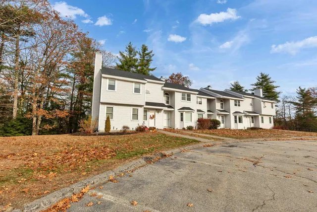 $285,000 | 42 Cromwell Drive, Unit 19, Rindge, NH 03461