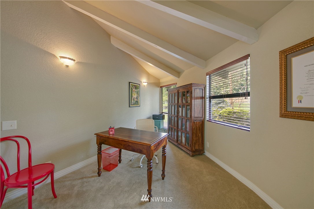 20709 Northeast 79th Street Redmond, WA 98053 - Photo 14 of 25 Gallery Image 14