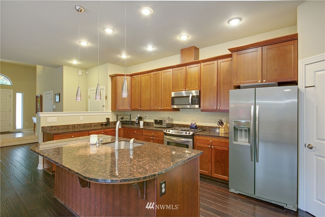 20709 Northeast 79th Street Redmond, WA 98053 - Photo 6 of 25 Gallery Image 6