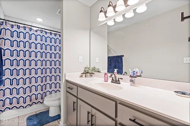 $355,000 | 155 Magnolia Hts Drive, Hernando, MS 38632