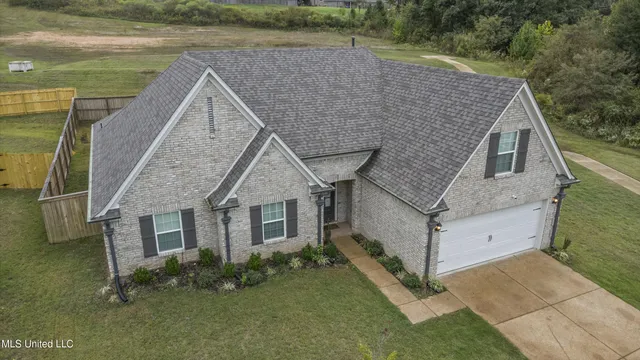 $355,000 | 155 Magnolia Hts Drive, Hernando, MS 38632