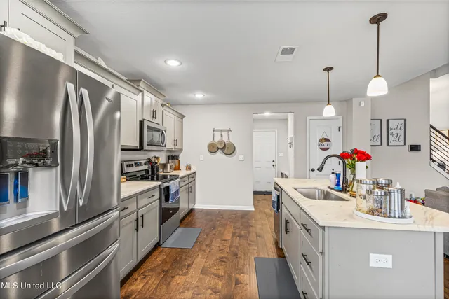 $355,000 | 155 Magnolia Hts Drive, Hernando, MS 38632