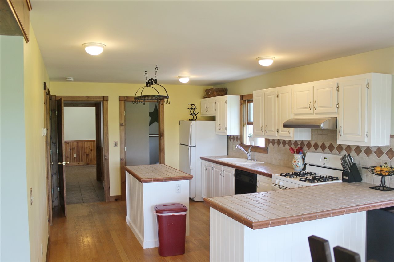 3463 Mountain Road Monkton, VT 05443 - Photo 13 of 28 Gallery Image 13