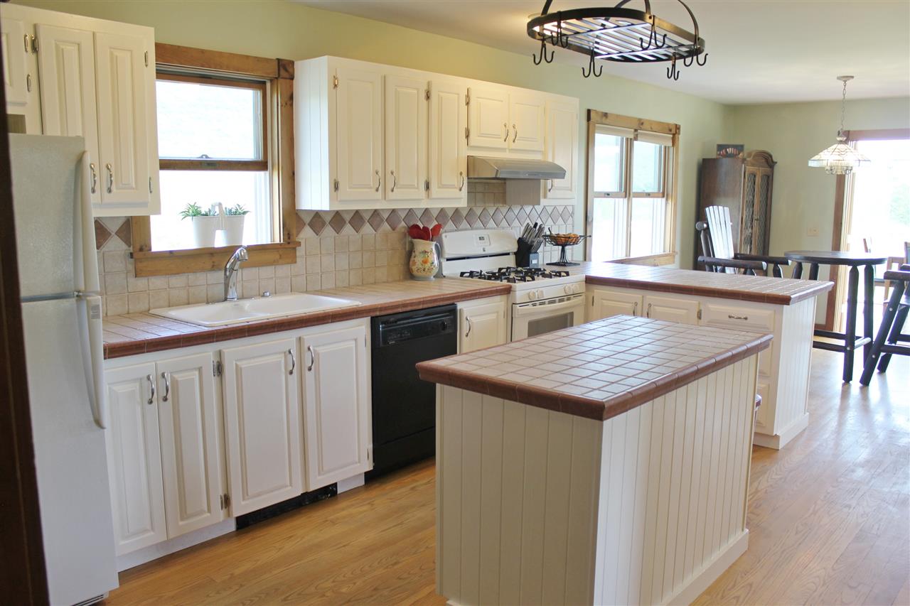 3463 Mountain Road Monkton, VT 05443 - Photo 3 of 28 Gallery Image 3
