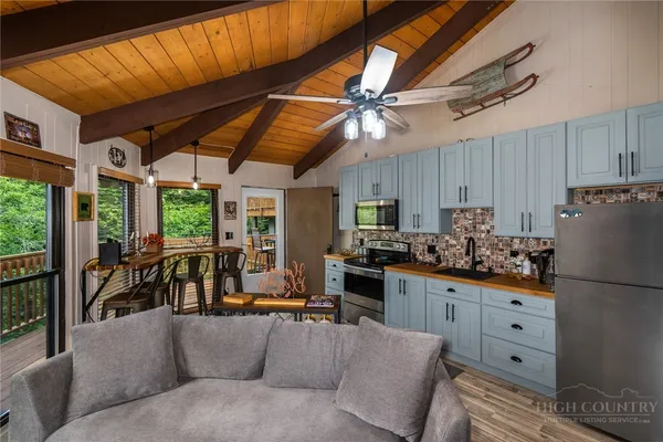 $189,000 | 107 Beechwood Lane, Unit C3, Beech Mountain, NC 28604