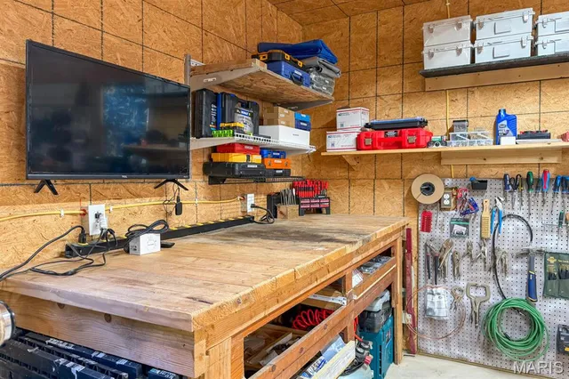 $450,000 | 2532 County Road 2330, Salem, MO 65560