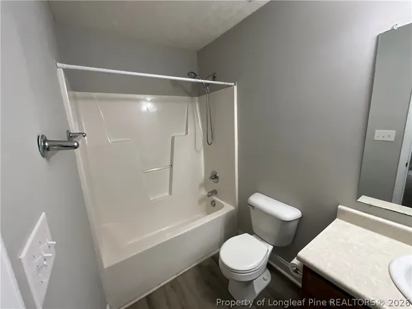 $1,600 | 301 Sanford Court, Raeford, NC 28376