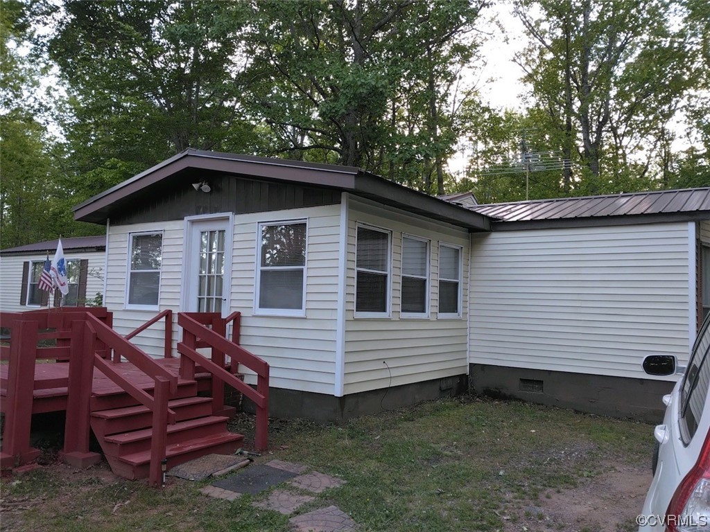 1092 Saunders Lane Meherrin, VA 23954 - Photo 2 of 19 a view of a house with a yard