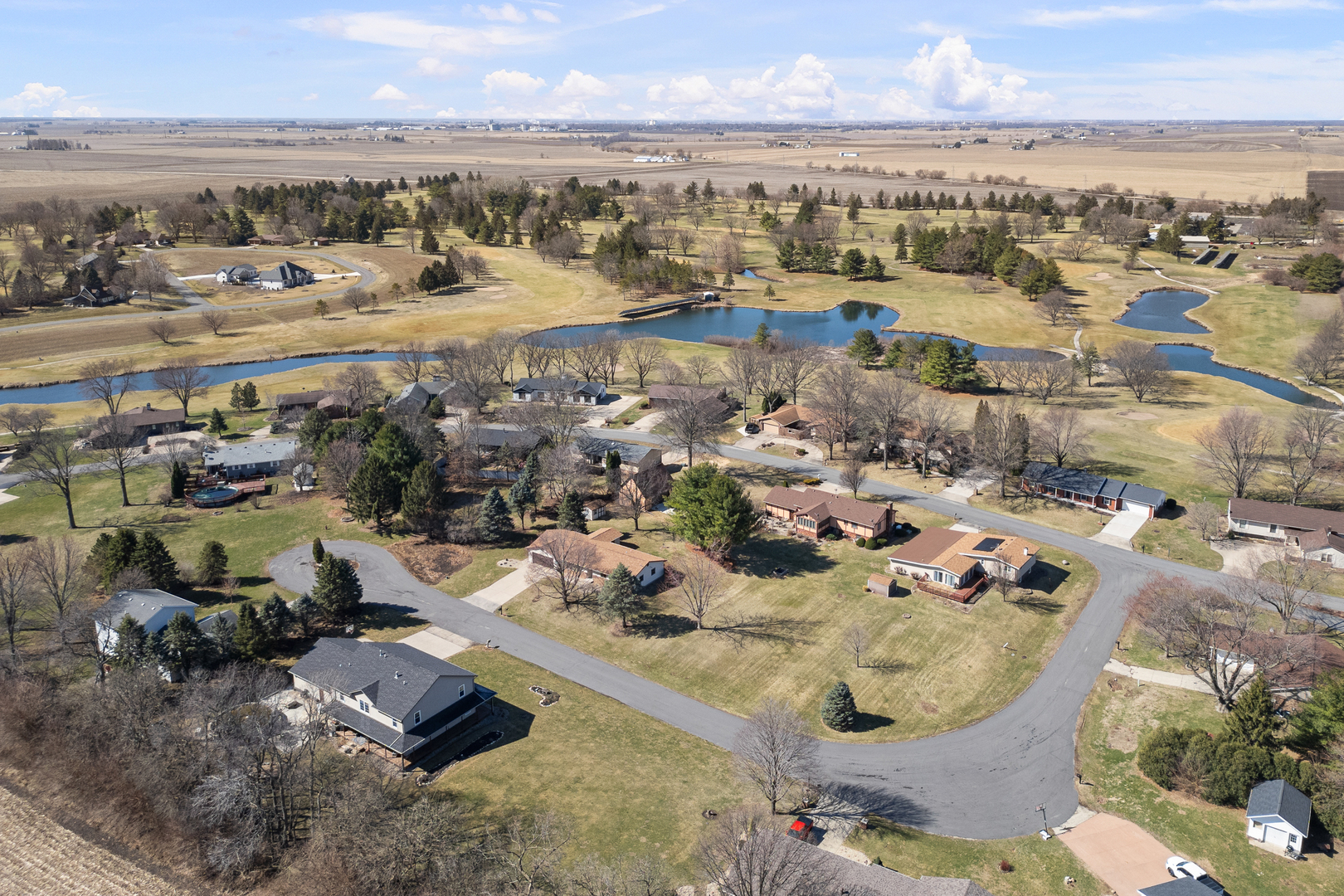 10 Pine Tree Court Kewanee, IL 61443 - Photo 34 of 39 an aerial view of a city