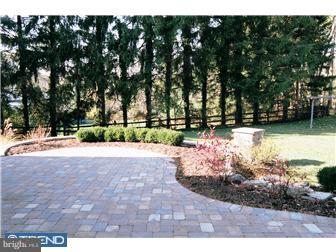 424 Saybrook Road Villanova, PA 19085 - Photo 11 of 12 Exterior Back