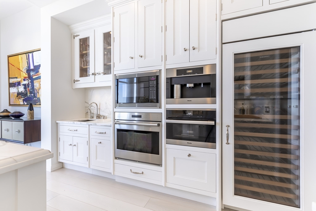 1 Franklin Street, Unit PH1B Boston, MA 02110 - Photo 15 of 42