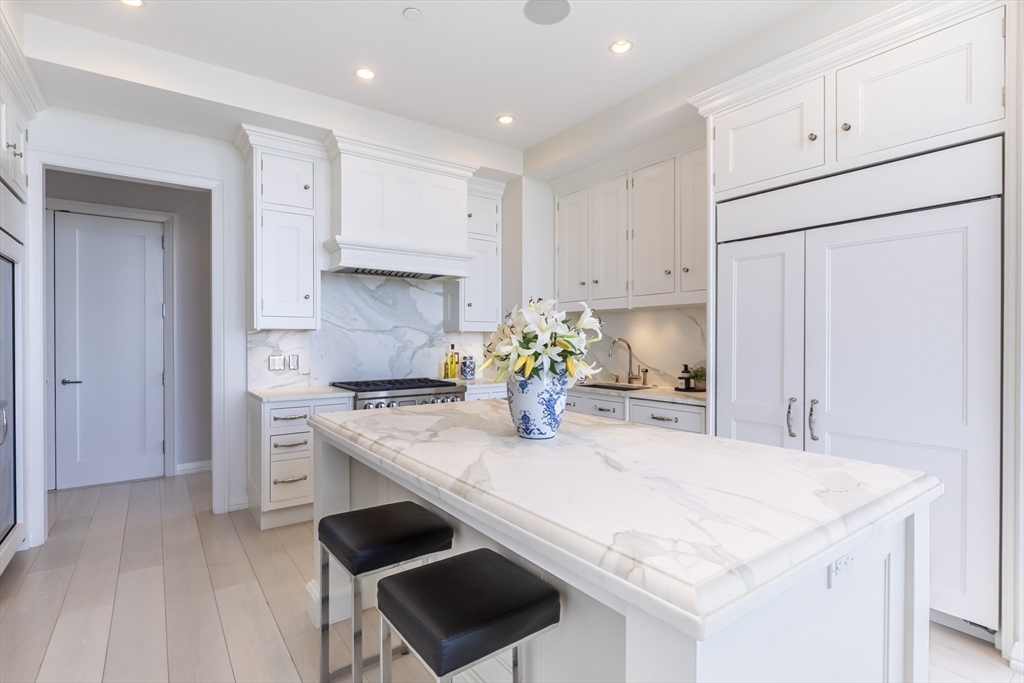 1 Franklin Street, Unit PH1B Boston, MA 02110 - Photo 16 of 42